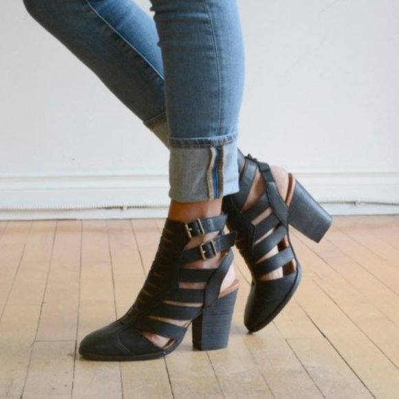 Free People Shoes - Free People Hayes Leather Bootie